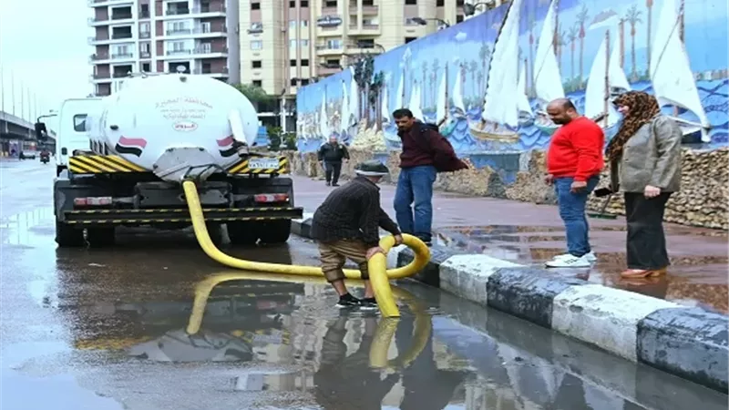 امطار غزيرة وتو قف حركة الصيد بالبحيرة