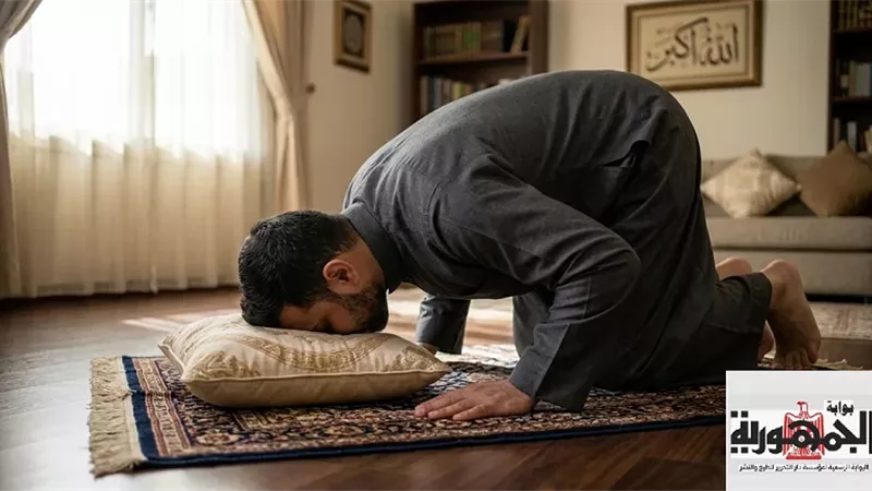 هل يجوز السجود على حائل مثل الوسادة؟.. نجيب عوضين يجيب