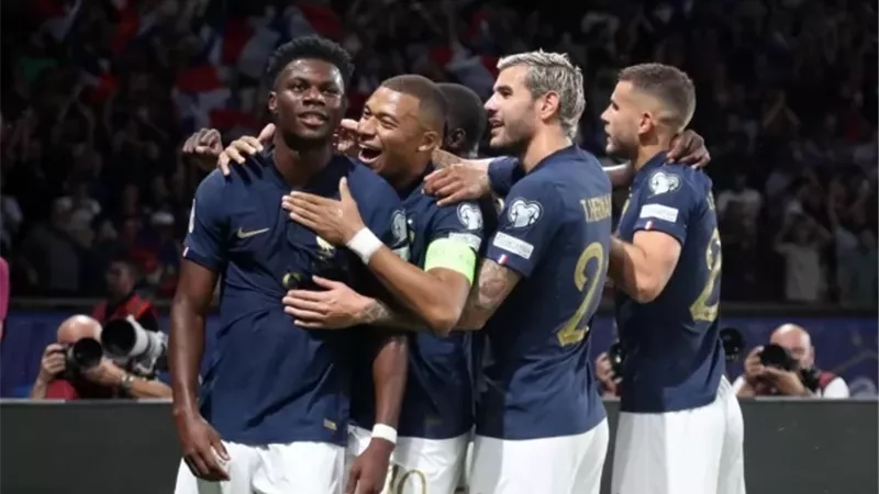 تورام يقود هجوم منتخب فرنسا أمام كولومبيا وديًا.. موقف مبابي