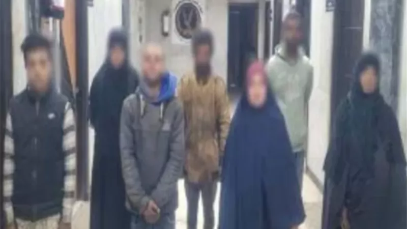 ضبط 10 متهمين استغلوا 15 طفلاً في أعمال التسول بالجيزة.