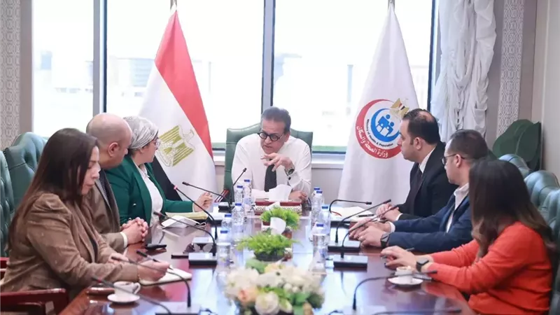 وزير الصحة يتابع تطوير مستشفى الهلال التخصصي
