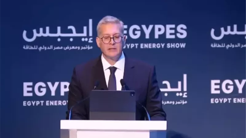 وزير البترول: مصر استقدمت سفنا للتغييز بطاقة 2.7 مليار قدم مكعب يوميا