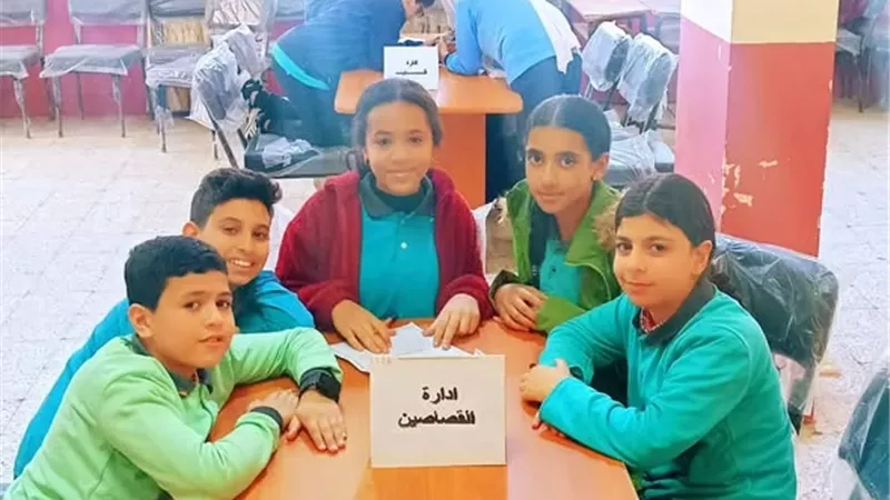 مدرسة فنارة أوائل الطلبة على المرحلة الإبتدائية بالإسماعيلية