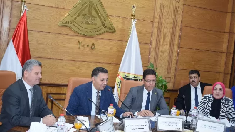 مجلس جامعة بنها يناقش تطوير التعليم وترشيد الكهرباء