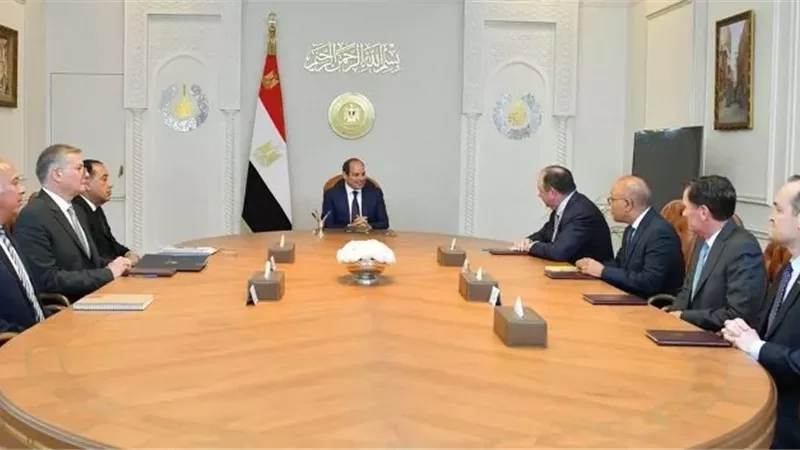 الرئيس السيسي: دعم كامل لاستثمارات أباتشي وتوسعاتها في مصر