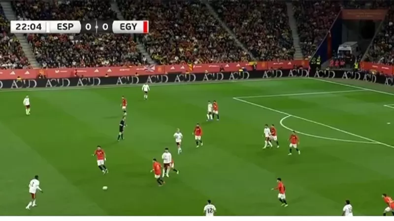 منتخب مصر يفرض التعادل السلبي على إسبانيا فى الشوط الأول