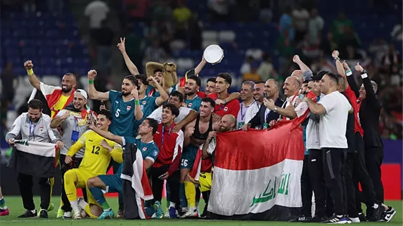 إنفانتينو يهنئ العراق بالتأهل الى كأس العالم بعد غياب 40 عاما
