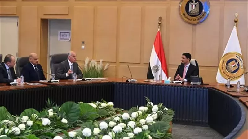 وزير الصناعة: نستهدف رفع صادرات الرخام والجرانيت إلى مليار دولار