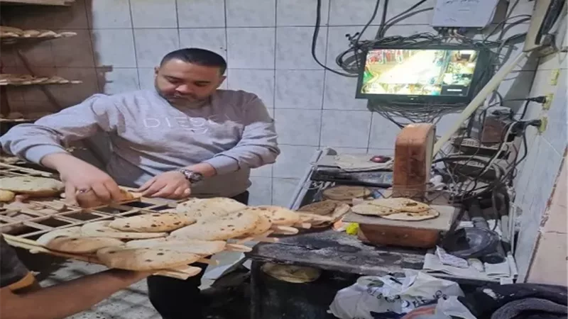 تحرير 162 مخالفة تموينية وضبط 18 شيكارة دقيق بلدي مدعم بالمنيا