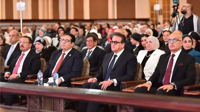 وزير الصحة يفتتح المؤتمر الدولي لطب الأسنان بجامعة القاهرة