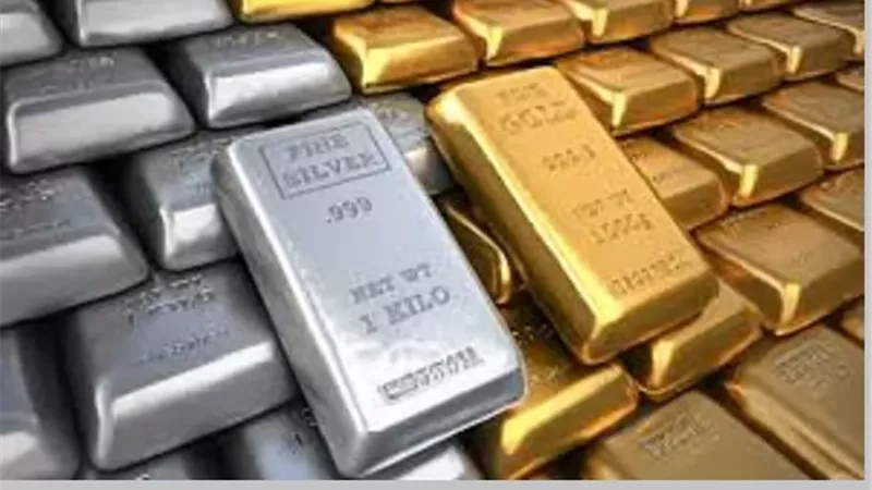 شرط بيع الذهب بالفضة وحكم إضافة المصنعية للثمن