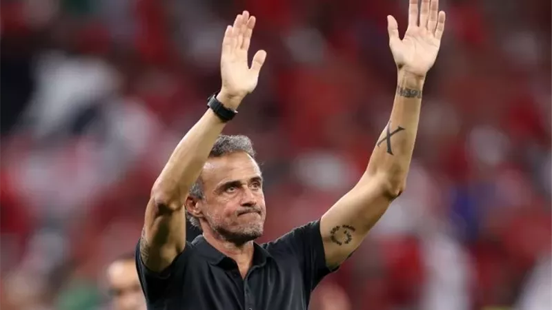 بـ 20 مليون يورو سنويا.. إنريكي يقترب من التجديد لسان جيرمان