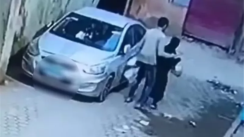 ضبط عاطل تحرش بسيدة 