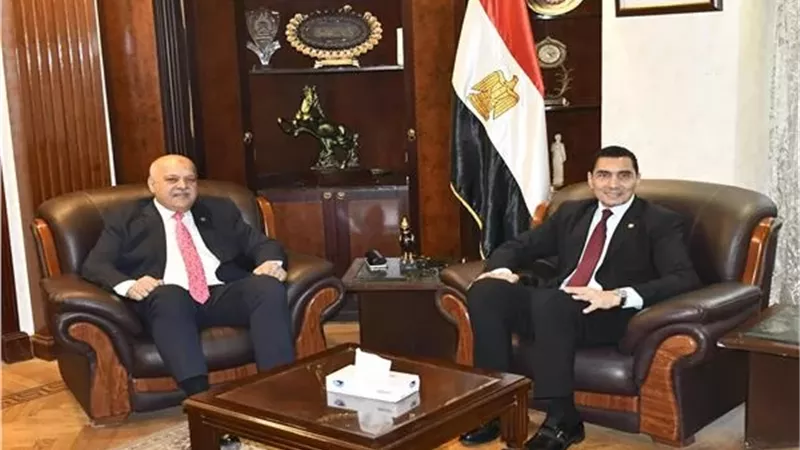 تفاصيل اجتماع وزير الرياضة مع رئيس اتحاد الرماية