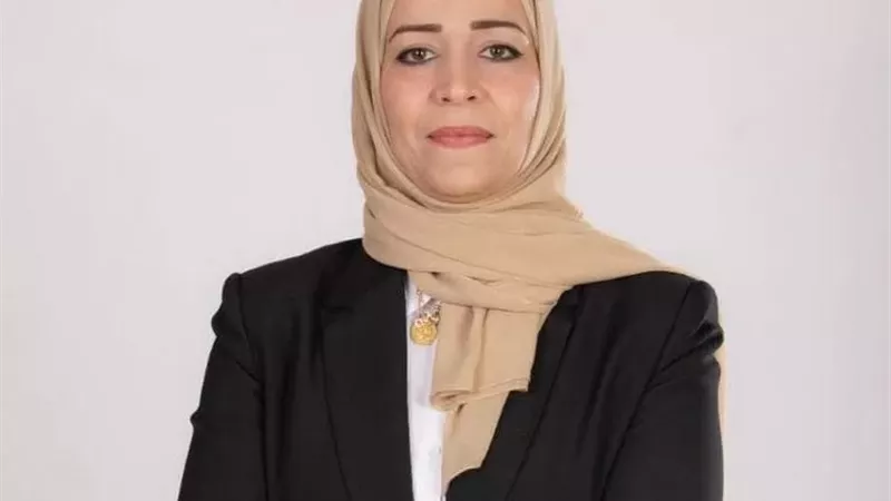 نجوى الألفي: تنظيم سفر السيدات للعمل بالخارج يحمي حقوق المرأة