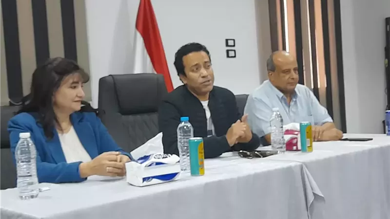 ندوة للفنان سامح حسين في المهرجان الدولي لمسرح شباب الجنوب بقنا