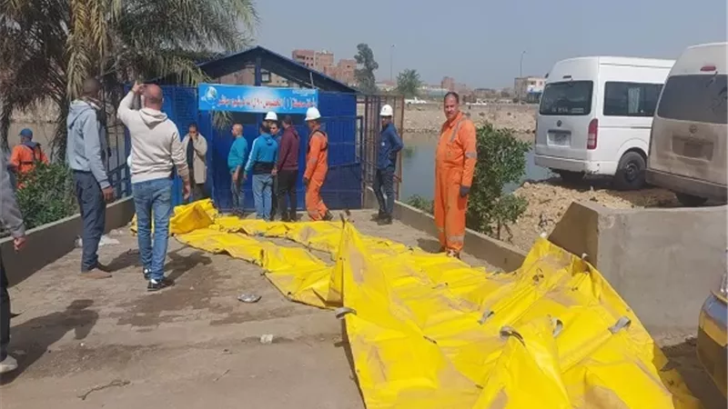 الإسكان تطمئن المواطنين: مياه الشرب آمنة رغم بقعة سولار