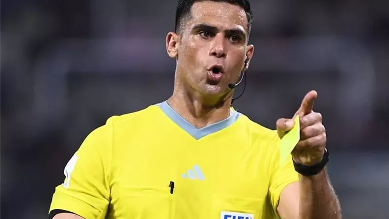 صراع الكبار.. محمد معروف حكمًا لمباراة الزمالك والمصري في الدوري
