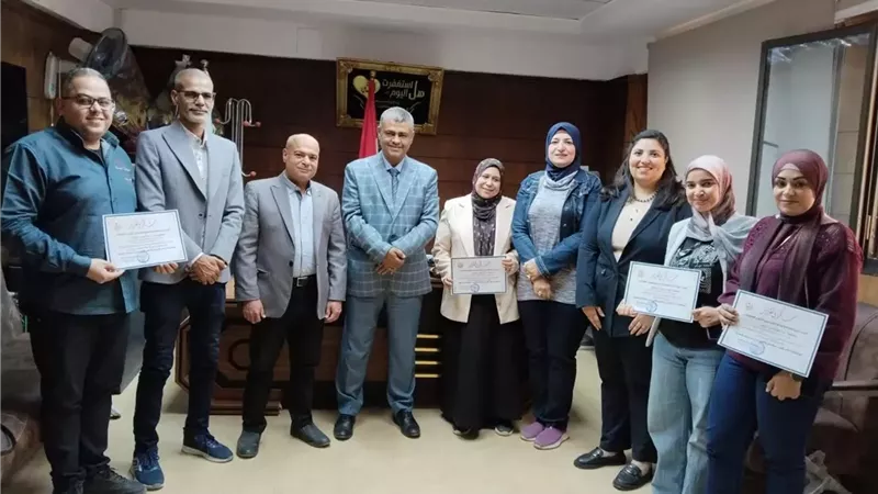 وكيل وزارة الصحة بالمنيا يكرّم المتميزين بالجودة