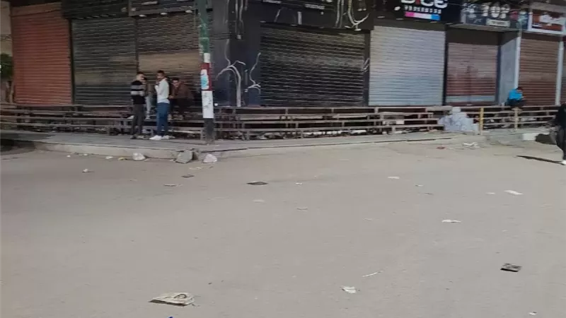 محافظ أسيوط: تشميع وغلق 35 محلًا تجاريًا خالفوا قرارات الغلق