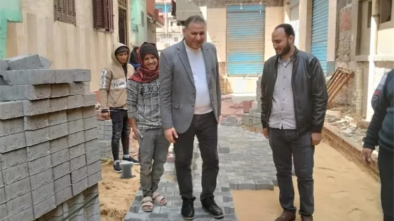 تركيب الانترلوك بشوارع مركز سيدي سالم