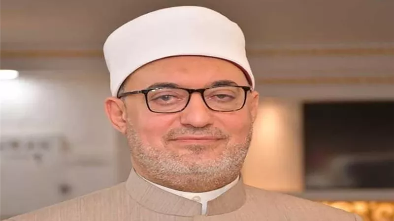 الذاتَ الإلهيةَ مقدسةٌ مُنزَّهةٌ عن التمثيل والتصوير والتجسيد