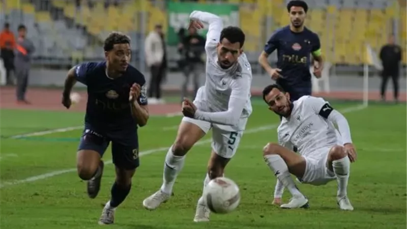ترتيب مجموعة التتويج بالدوري بعد رباعية الزمالك في المصري