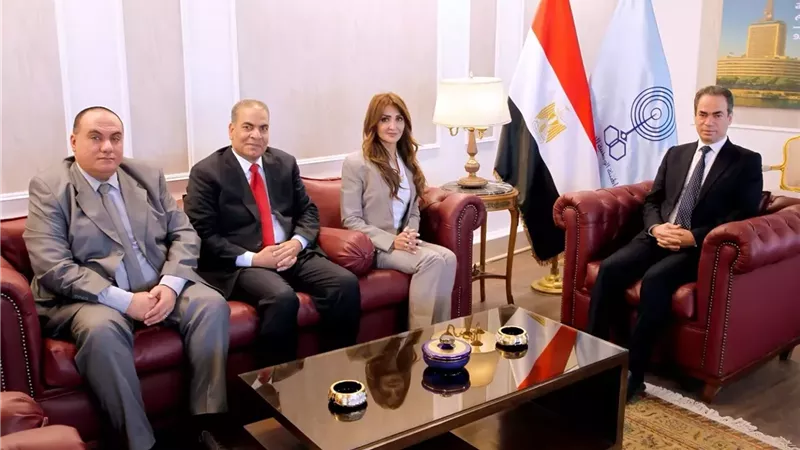 أمل رشدي وإيهاب أبو الخير وأيمن عطية نواباً لرئيس قناة النيل للأخبار
