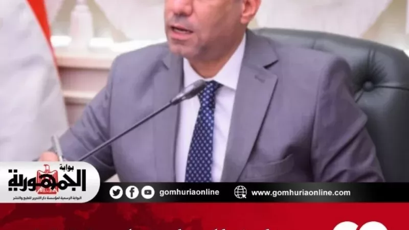وزارة العمل تعلن 1820 فرصة عمل في 12 محافظة.. برواتب مجزية