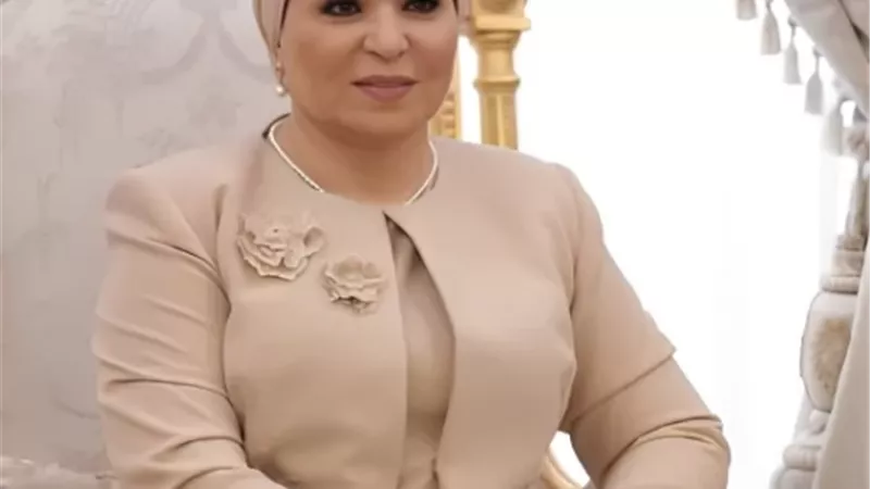 السيدة انتصار السيسى عن يوم اليتيم: العطاء لهم.. حياة لنا