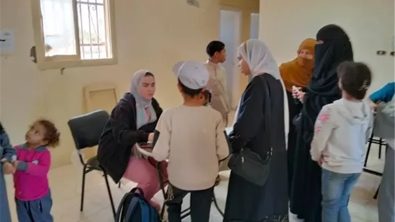 قافلة جامعة قناة السويس تعالج أهالي رأس مسلة بجنوب سيناء