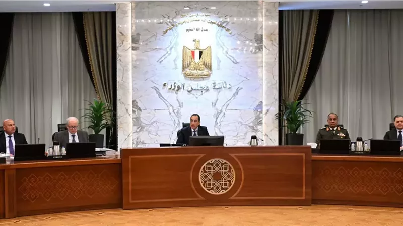 مدبولي يهنيء المواطنين المسيحيين في الداخل والخارج بمناسبة عيد القيامة
