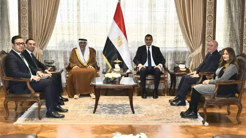 وزير الشباب يبحث تعزيز التعاون مع سفير دولة الإمارات