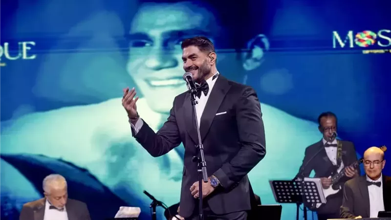 خالد سليم يعلن جولة حفلات بأمريكا ويتألق فى لوس أنجلوس ويحتفل بـ