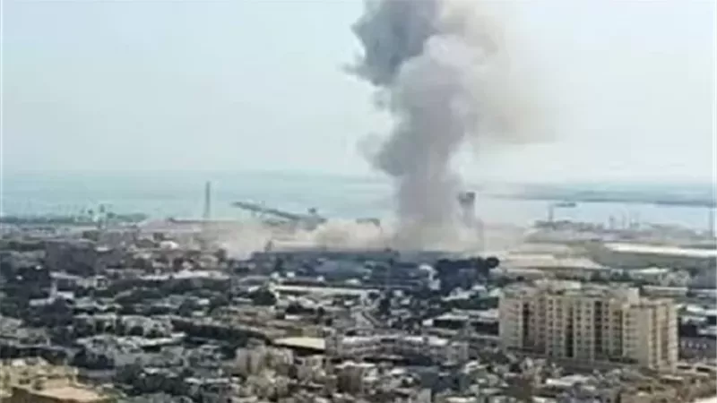 إعلام إسرائيلي: سقوط صاروخ إيراني في بئر السبع جنوب إسرائيل