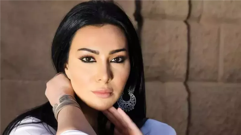 ميريهان حسين توجه رسالة دعم للشعب اللبنانى