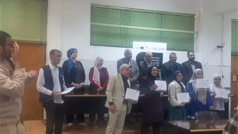 محافظ أسيوط: دعم ريادة الأعمال الزراعية وتمكين الشباب