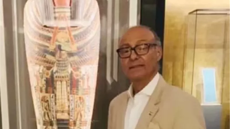 رئيس الاتحاد العام للمصريين فى استراليا، يكتشف كنوز فرعونيه فى سيدنى