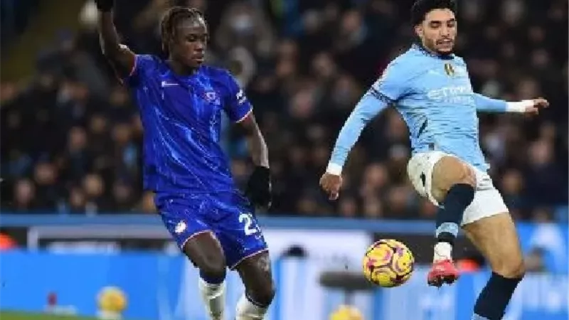 التشكيلة الرسمية لقمة تشيلسي ومانشستر سيتي الليلة بالدوري الإنجلي