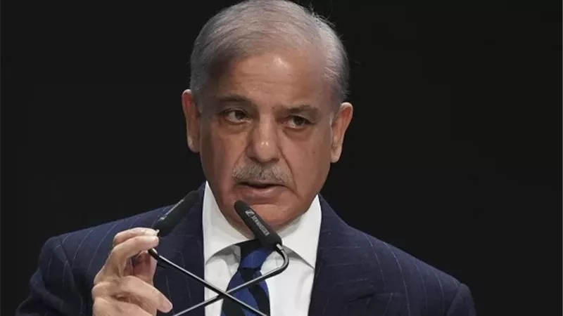 رئيس وزراء باكستان يطلب من إيران فتح مضيق هرمز أسبوعين كبادرة حسن نية