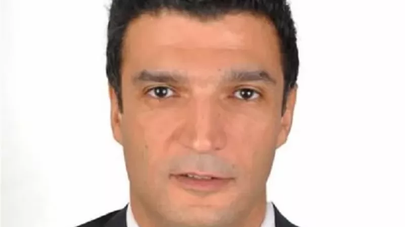 وزير الصناعة يصدر قرارًا مهمًا لتنظيم تشغيل المصانع