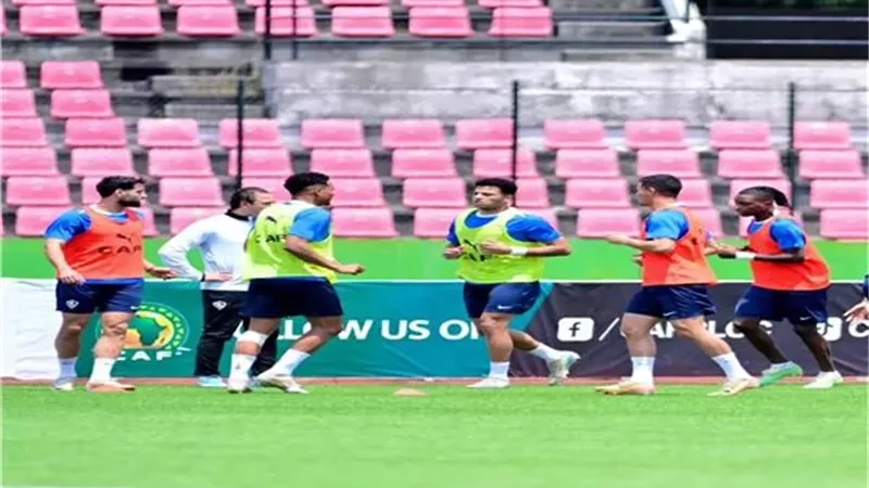 فقرة بدنية خفيفة للاعبي الزمالك استعدادا لمواجهة شباب بلوزداد