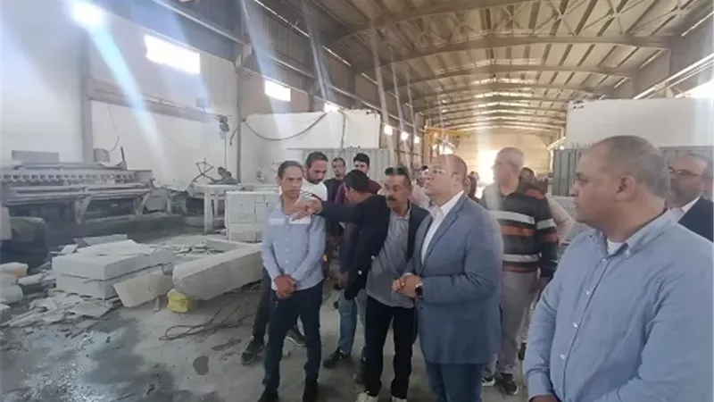 نائب محافظ الجيزةيبحث مشكلات مستثمري عرب أبو ساعد بالصف