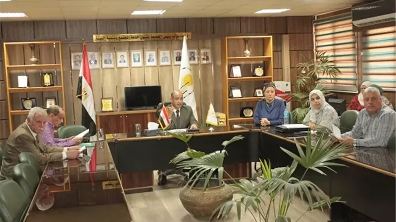 جامعة أسيوط:مركز الخدمة العامة لتعليم اللغة العربية يطور خدماته
