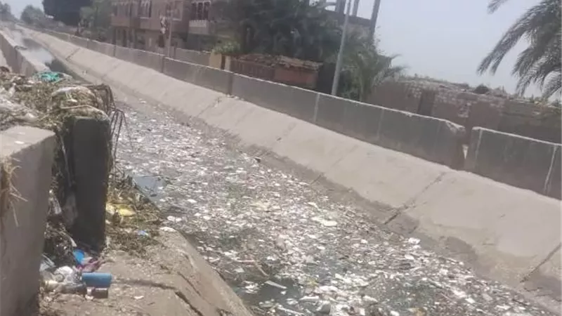 محافظ أسيوط يشدد على التنسيق مع الري لتطهير الترع