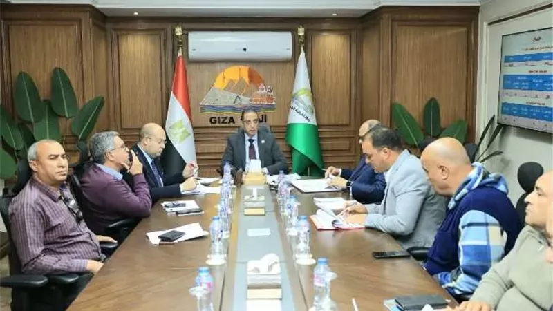 محافظ الجيزة يتابع خطط العمل ونسب إنجاز المشروعات بالحوامدية