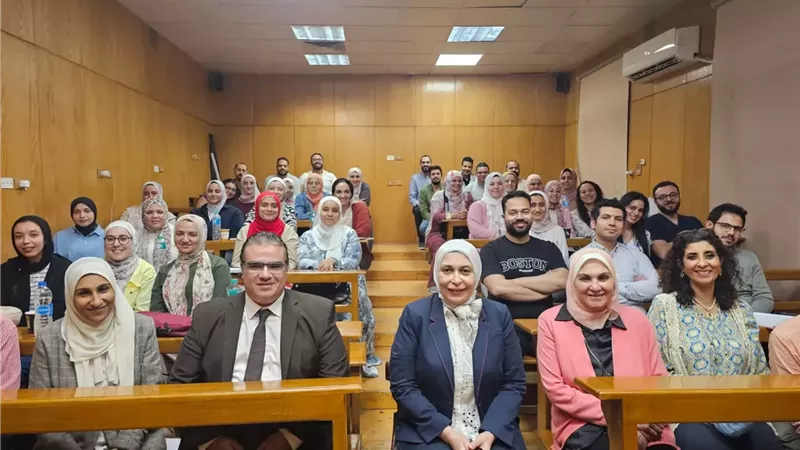 ندوة علمية بقصر العيني حول 