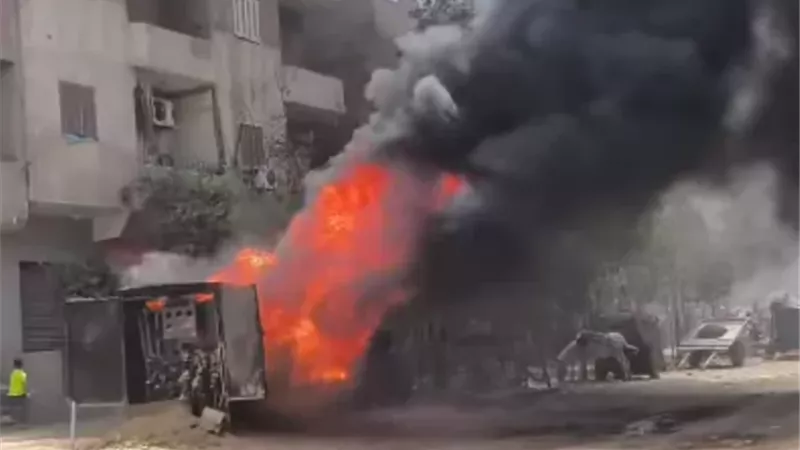 اشتعال حريق بكشك كهرباء في قرية ميت قادوس بأبو النمرس