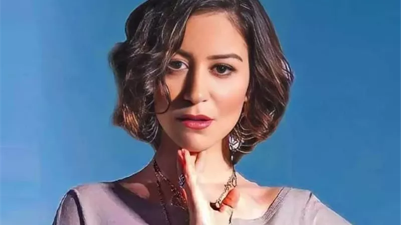 وفاة والد الفنانة منة شلبي