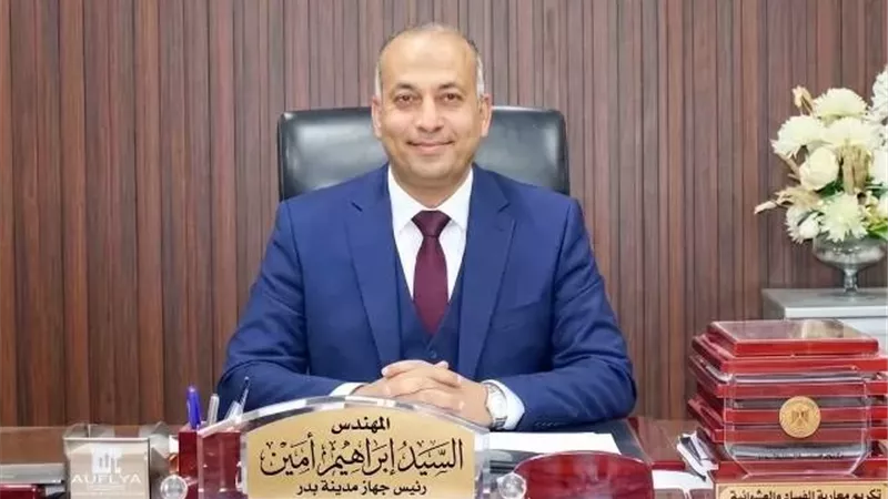 نبأ سار من رئيس جهاز بدر للمواطنين بشأن ملف الكهرباء فى المدينة.. صور